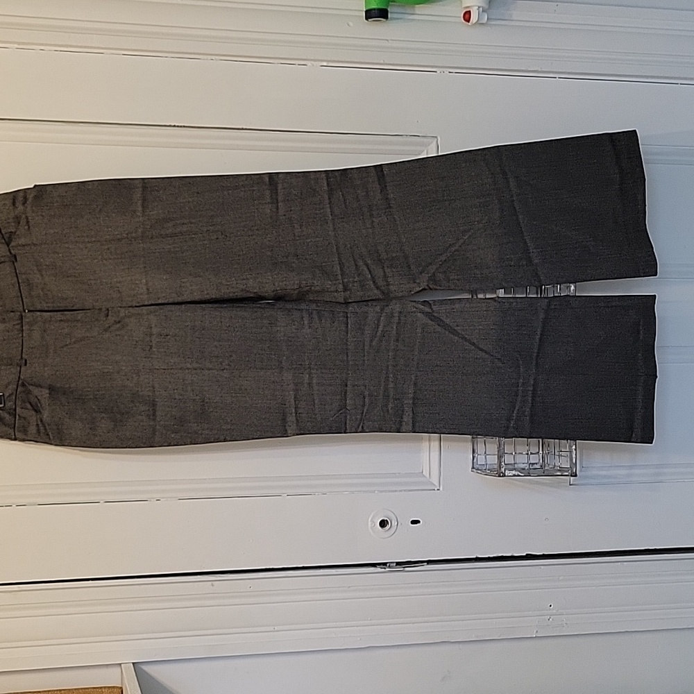 item trousers/pants size 4